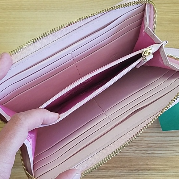 SOLD!!! MCM pink studded wallet - Picture 4 of 5